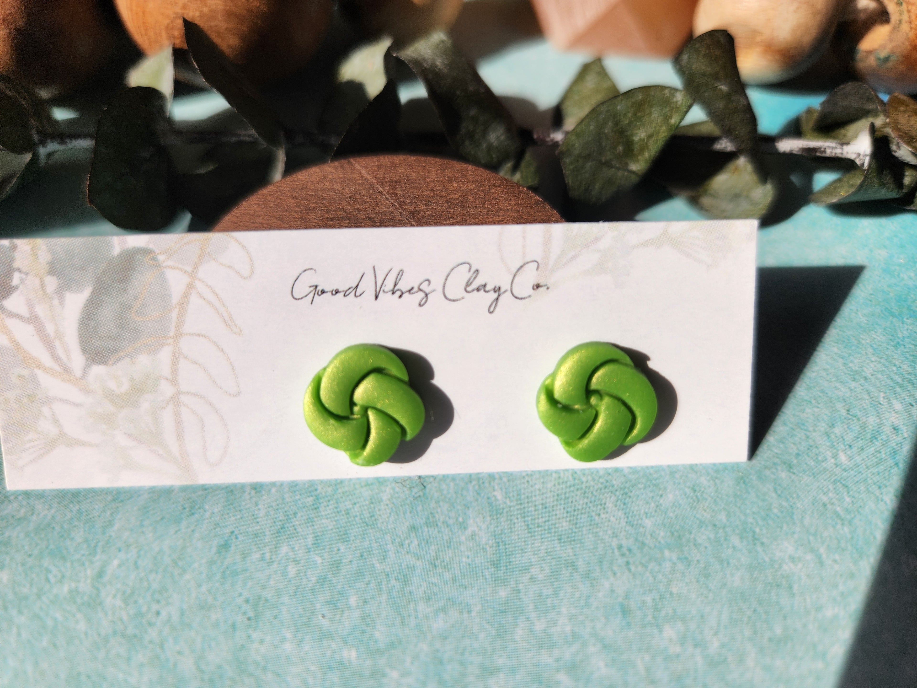 Knotty's (Multiple Colors)